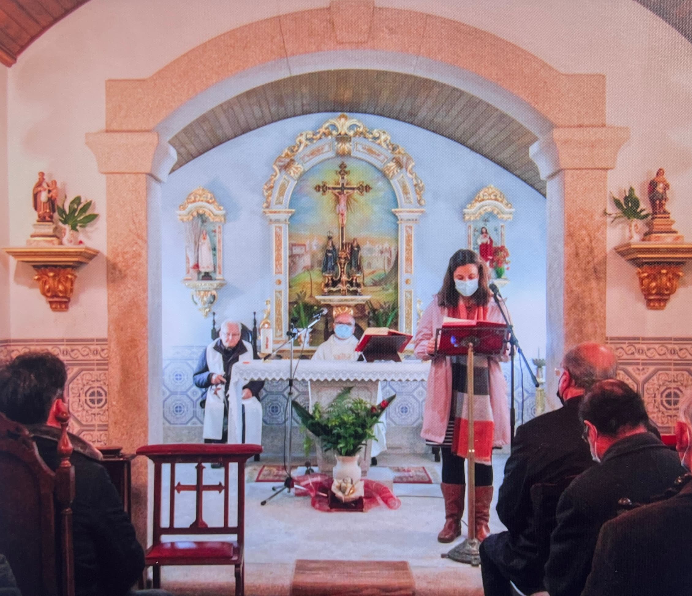 Missa de celebração na capela do Souto